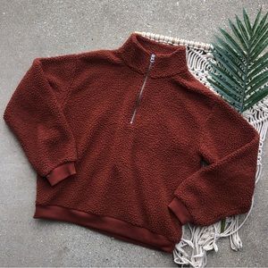 American Eagle Wubby Fleece Pullover Size Small